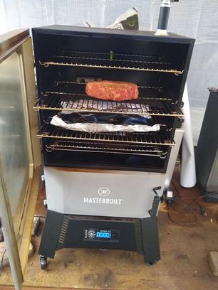 Masterbuilt 40-inch Digital Charcoal Smoker Reviewed And Rated